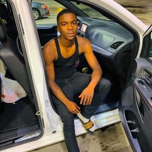 Meet your Posher, Markqueze